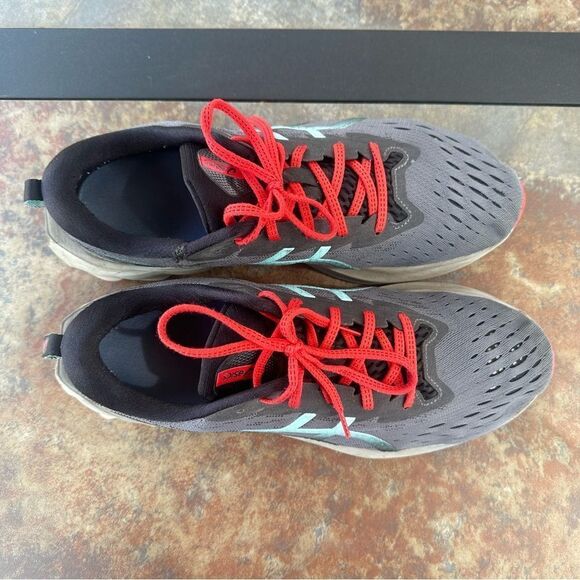 Asics Novablast 2 Shoes Men Sz 13 Gray Running Athletic Training Gym Sneakers - Picture 7 of 9